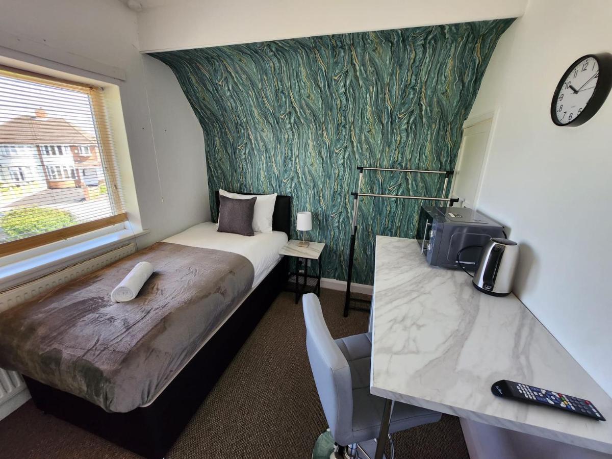 Solihull Shared House Acocks Green المظهر الخارجي الصورة